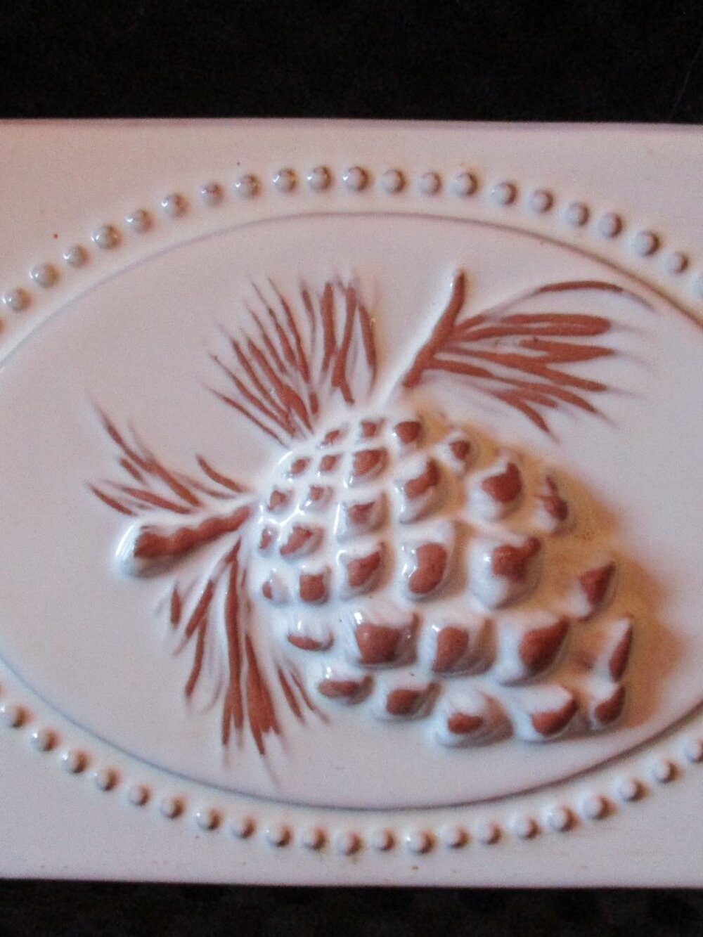 Unbranded Ceramic/Stoneware Embossed/Raised Glazed Pinecone Decorative Tile